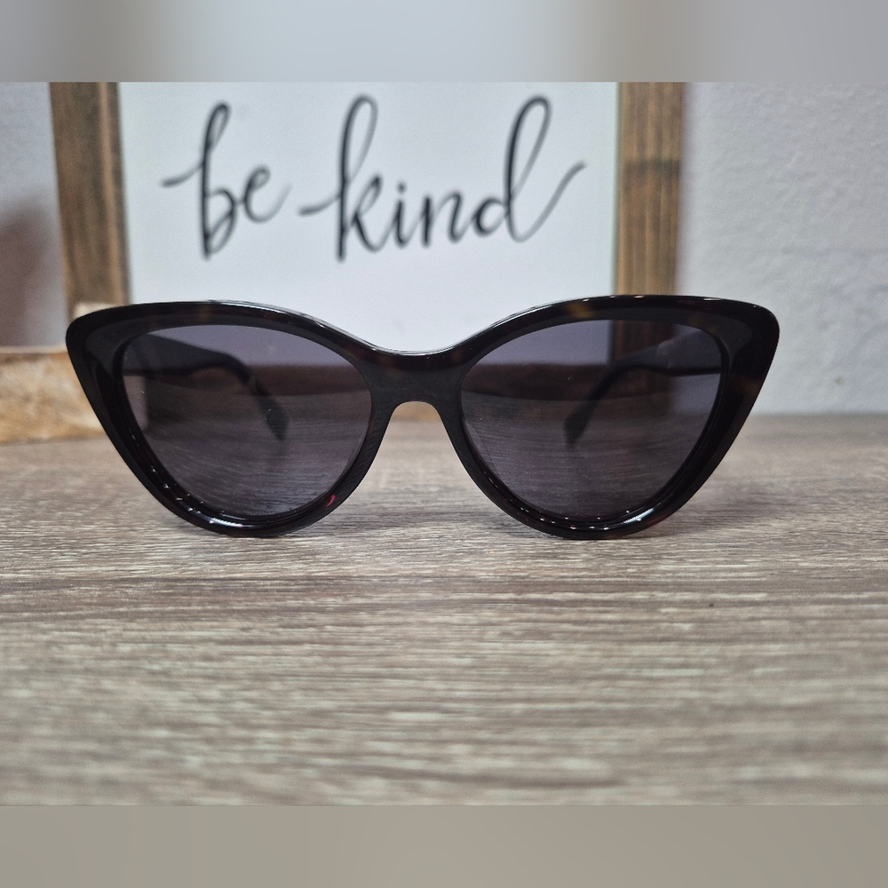 FENDI Sunglasses FE40087U, 55-16 140, Cat Eye, Authentic - Picture 5 of 9